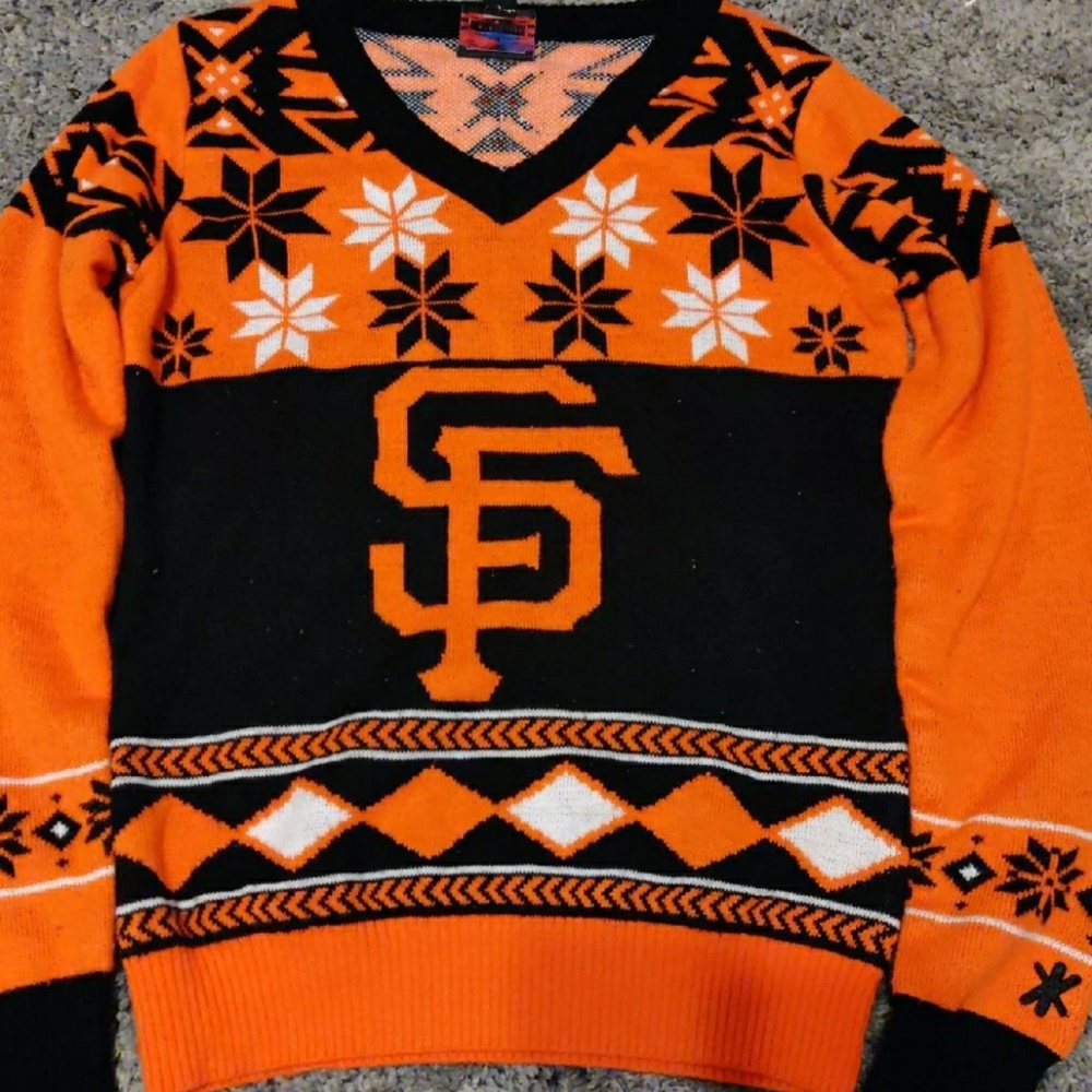 SF Giants V neck sweater